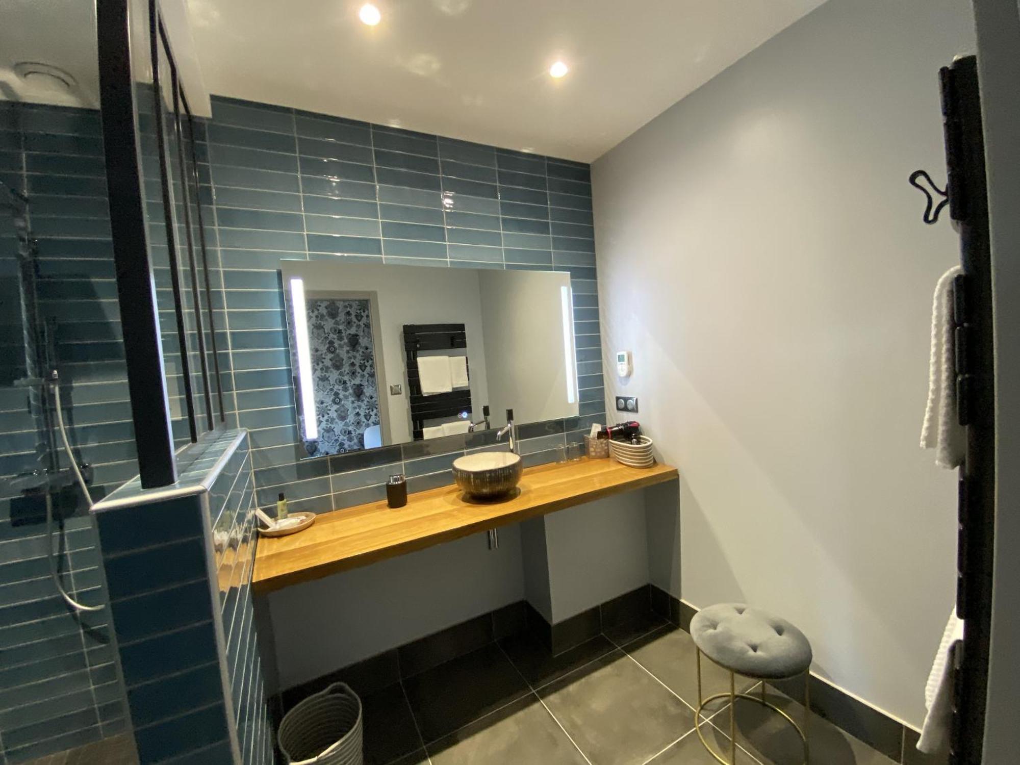 Le Terminus Hotel Tournus Eksteriør billede